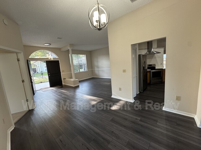 Building Photo - 3966 Eagle Cove E Dr