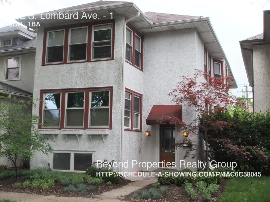 642 S Lombard Ave Unit 1, Oak Park, IL 60304 Room for Rent in Oak