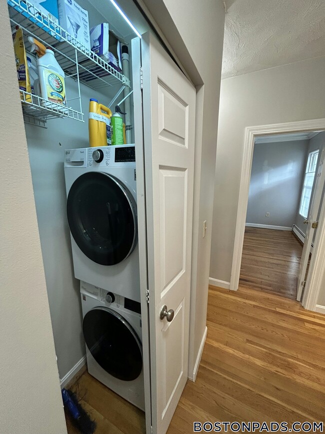 Foto del edificio - 120 Highland St