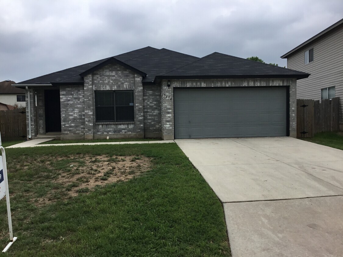 Primary Photo - 5454 Colton Creek