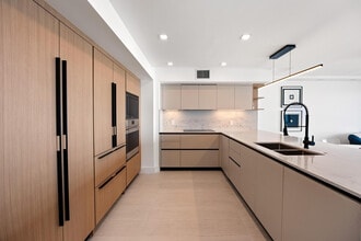 Building Photo - 9499 Collins Ave