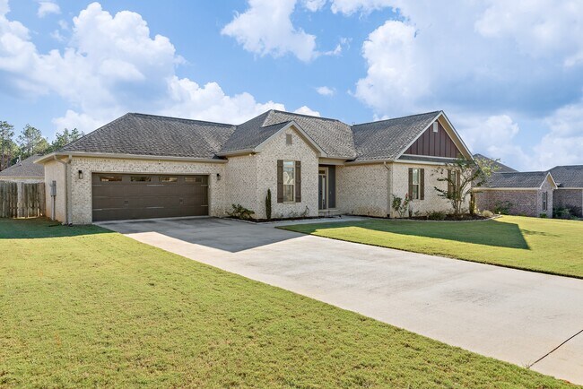 Foto del edificio - 103 Allisha Ct