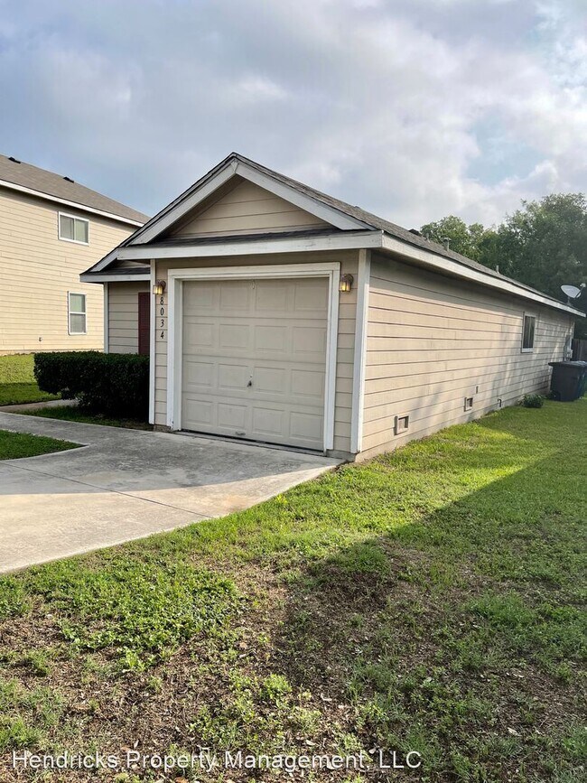 Building Photo - 3 br, 2 bath House - 8034 Cypress Crown