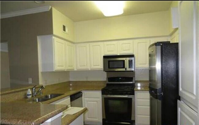 Building Photo - 10832 Scripps Ranch Blvd