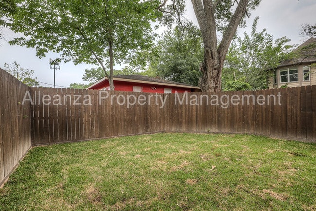Building Photo - 3619 Alba Rd