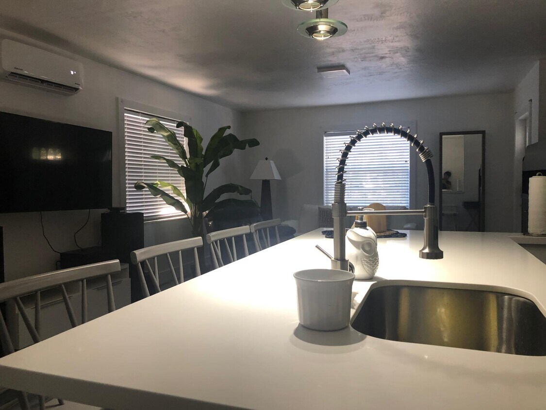 KITCHEN - 6 Sunset Rd