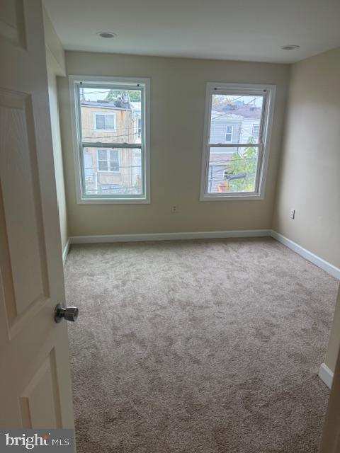 Foto del edificio - 132 N Bradford St