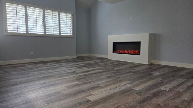 Sala de estar - 21620 Burbank Blvd