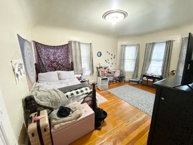 Foto del edificio - 10 Sachem St