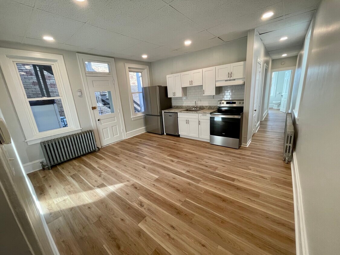 202 E Market St Unit 1st Floor, Orwigsburg, PA 17961 Apartments in