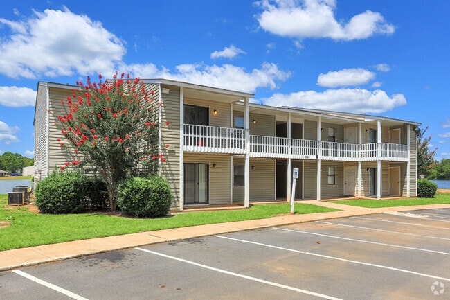 Building Photo - Lake Vista Apartments