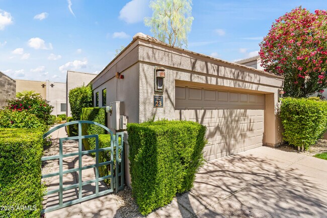 Building Photo - 7740 E Gainey Ranch Rd