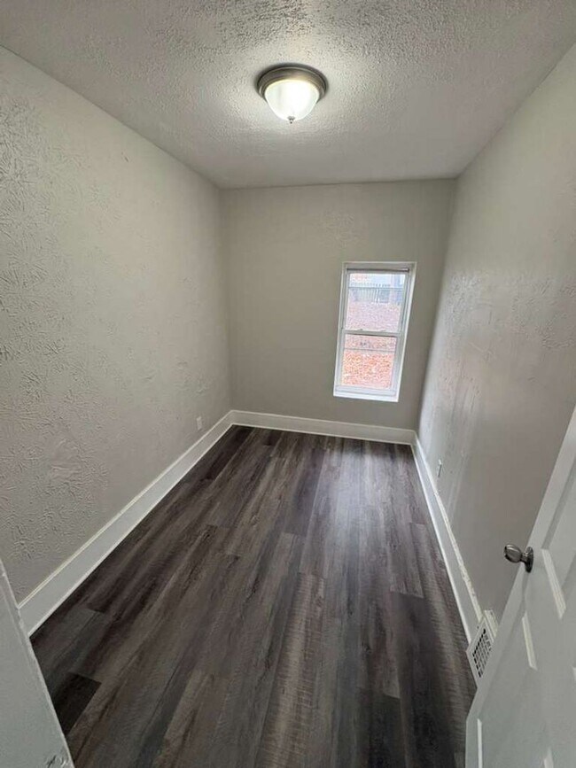 Foto del edificio - 133-135 W Jackson St, Painesville, OH 44077