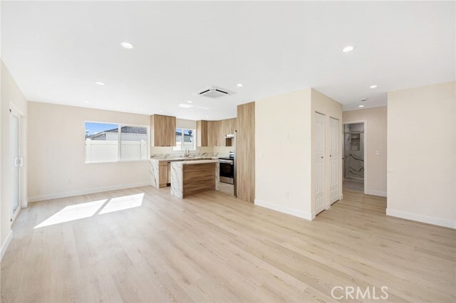 Building Photo - 503 Geneva St