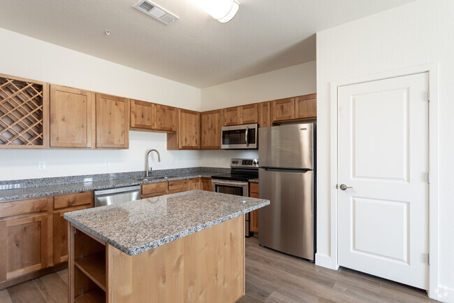 1BR, BA - 790SF - Promontory Apartments