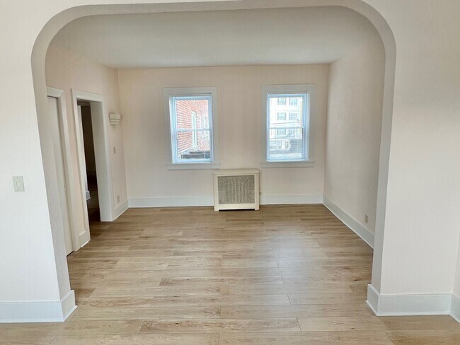 Foto del edificio - 77 Glenbrook Rd