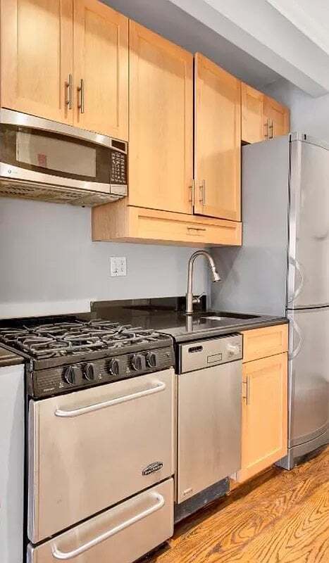 Foto del edificio - 248 Mott St