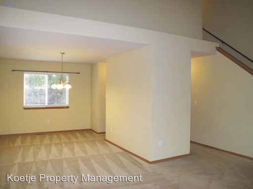 Building Photo - 1003 NW Kelly Pl