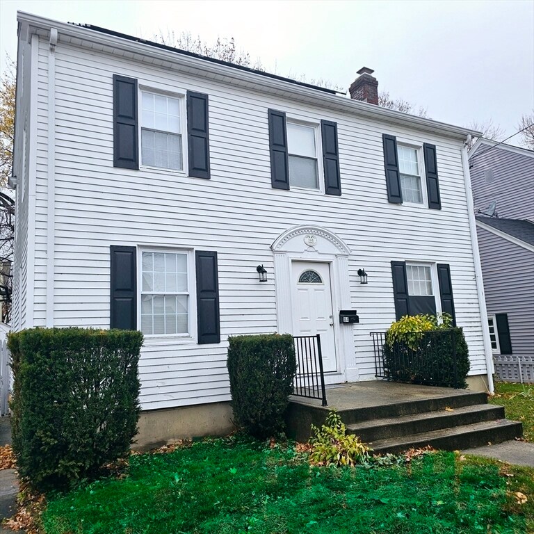 Foto principal - 184 Canton St