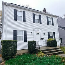 Building Photo - 184 Canton St