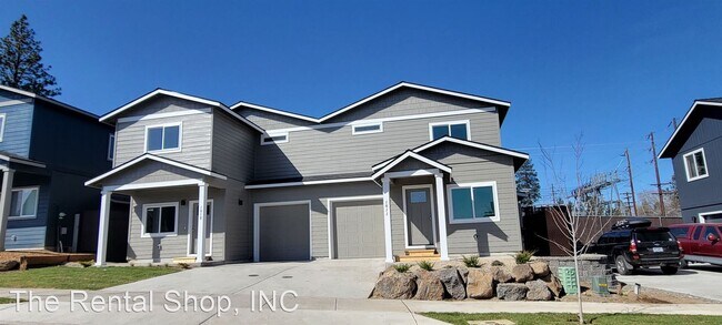 Foto del edificio - 2 br, 2.5 bath House - 1011 SE 5th Street