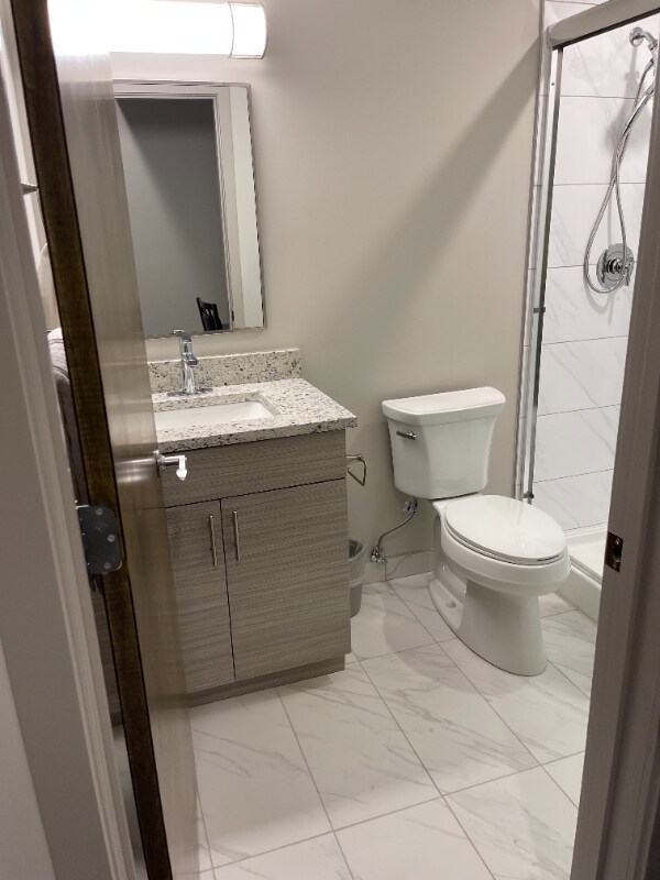 Foto del edificio - 1417 W9th St