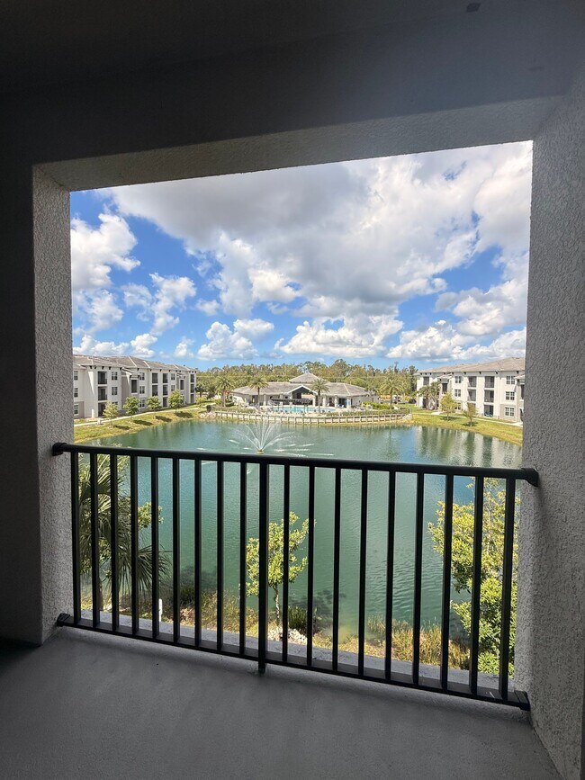Building Photo - 3335 Grant Cove Cir