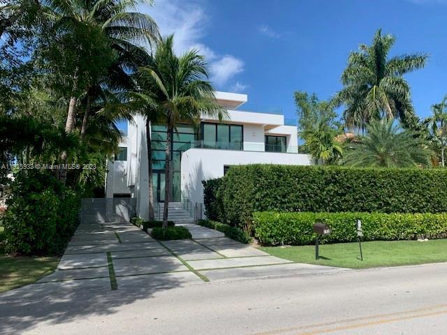 Foto principal - 785 Harbor Dr