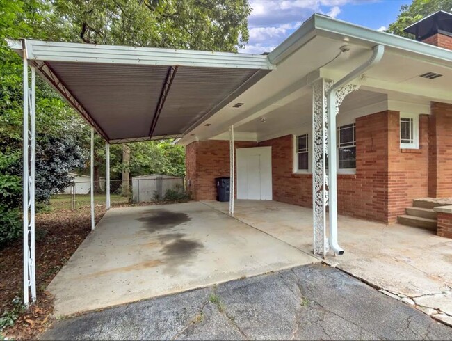 Photo - 2794 Lake Harbin Rd (Morrow, GA) House