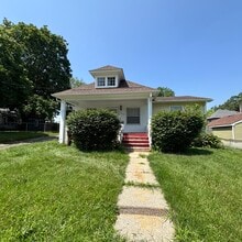 Building Photo - 1810 Coleman Ave
