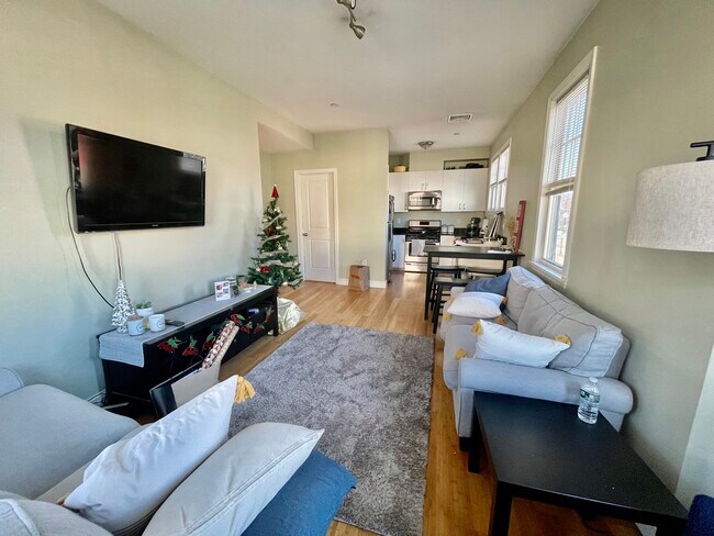 Foto del edificio - 195 W 3rd St