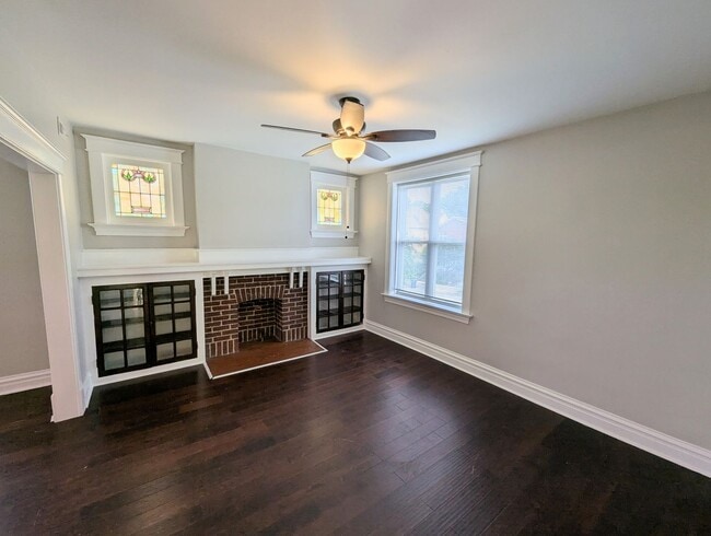 Building Photo - 5938 Cates Ave