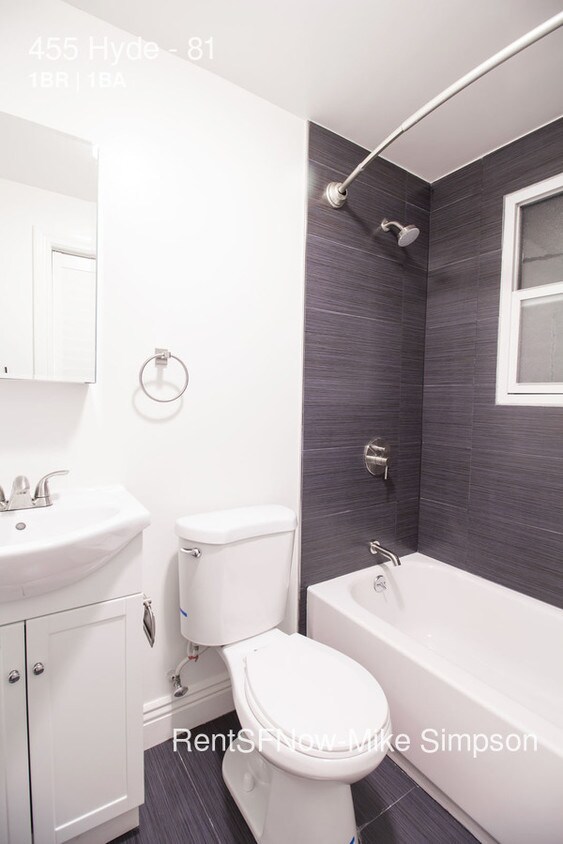 Primary Photo - 455 Hyde St