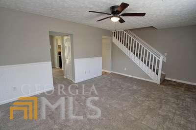 Foto del edificio - 3230 Highpoint Ct