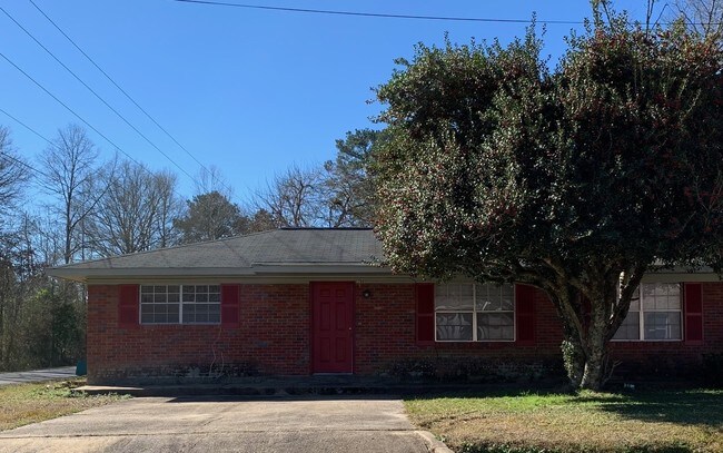 Front of Duplex - 788 Ponta St