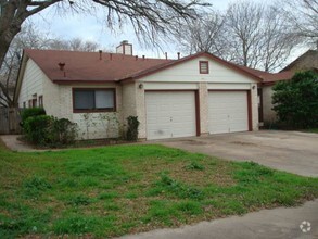 Building Photo - 9011 Sedgemoor Trail