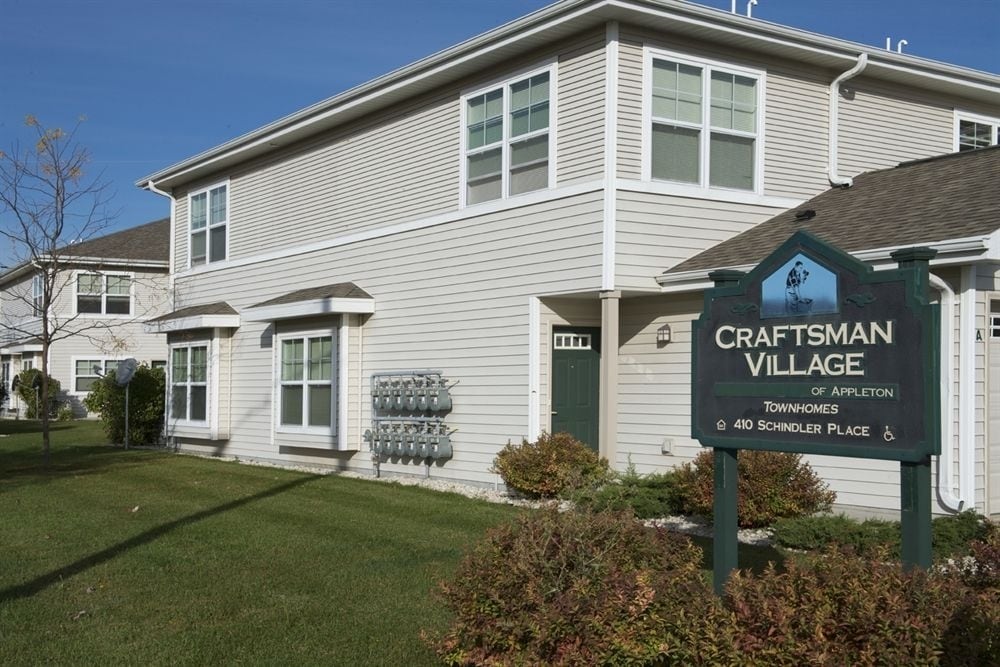 Craftsman Village of Appleton Apartments in Menasha, WI