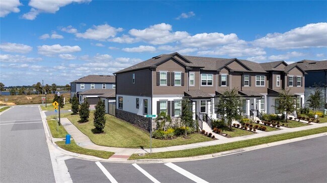 Foto del edificio - 16001 Grafton Wy