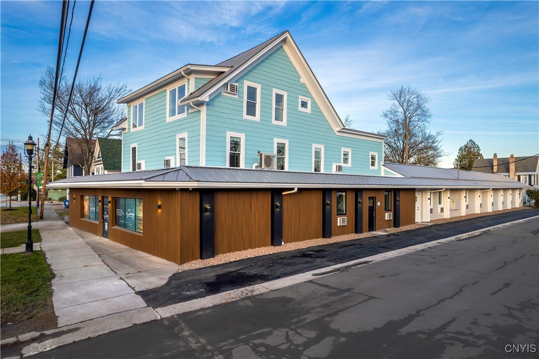 Foto principal - 1104 Main St