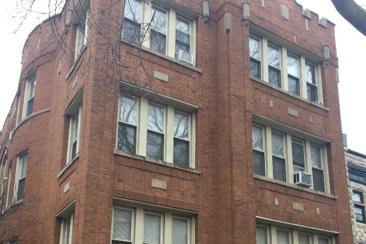 Primary Photo - 614 W Oakdale Ave