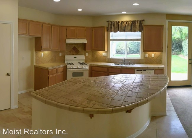 Building Photo - 3 br, 2.5 bath House - 1684 Apollo Way