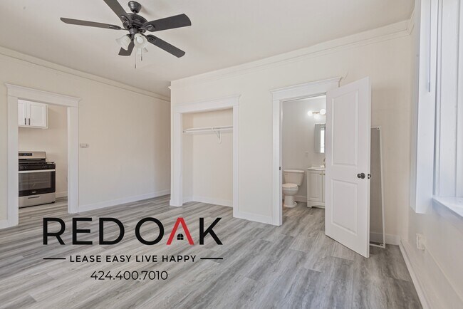 Building Photo - ~2 Weeks FREE~ Sunlit and Spacious Studio ...