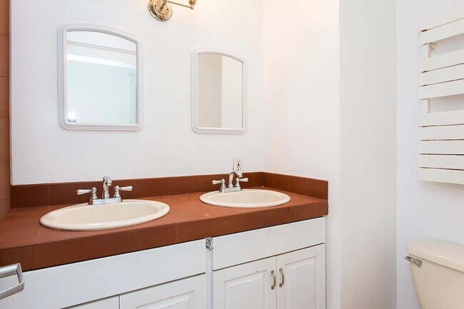Bath on First Floor - 939 Clayton St