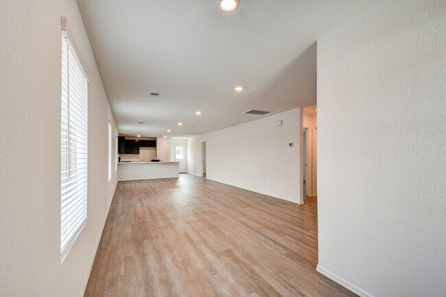 Foto del edificio - Charming 3-bedroom, 2-bathroom home!
