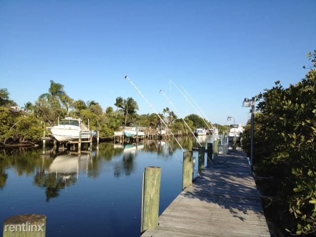 Building Photo - 3 br, 2 bath Condo - 510 Prosperity Farms Rd
