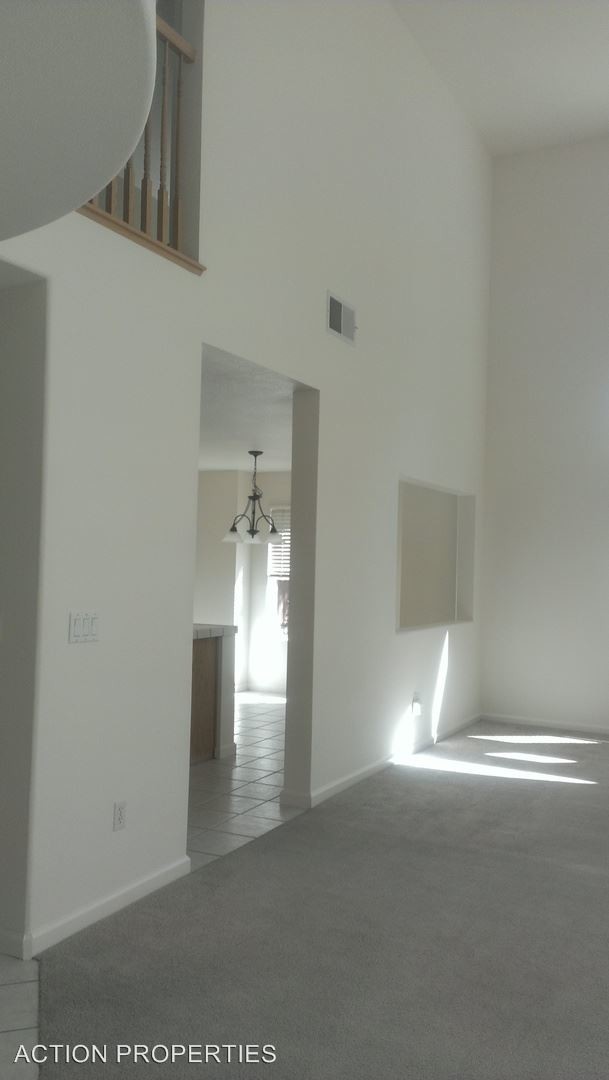 Foto del edificio - 3 br, 2 bath House - 2625 Catalina Court