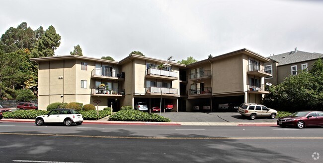 Building Photo - 1190 Ralston Ave