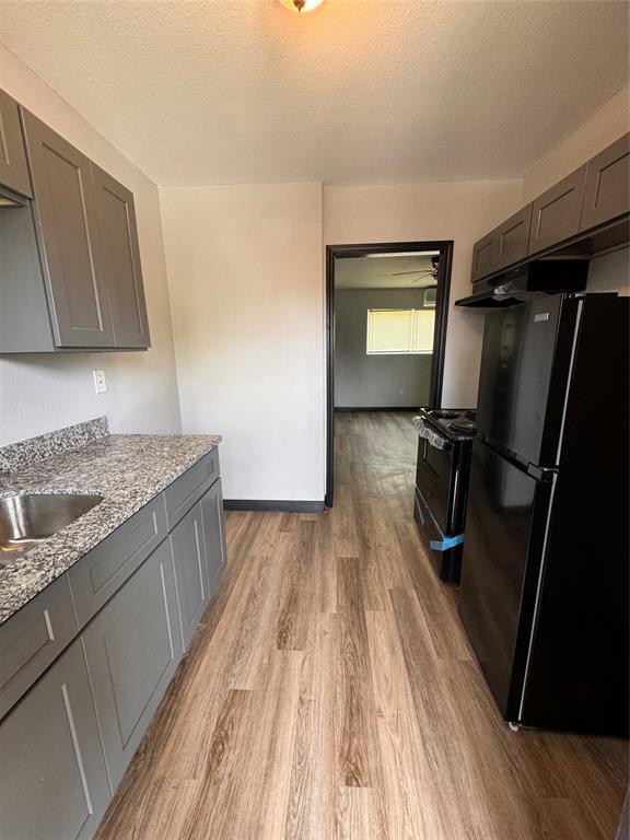 Foto del edificio - 7210 Dahlia St