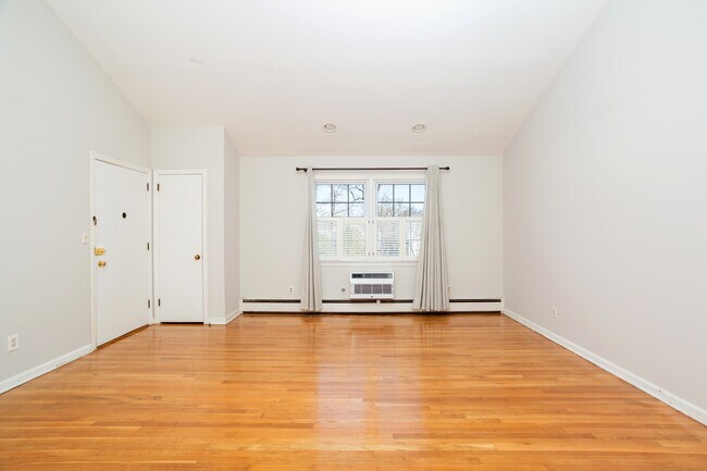 Foto del edificio - 47 Valley Rd