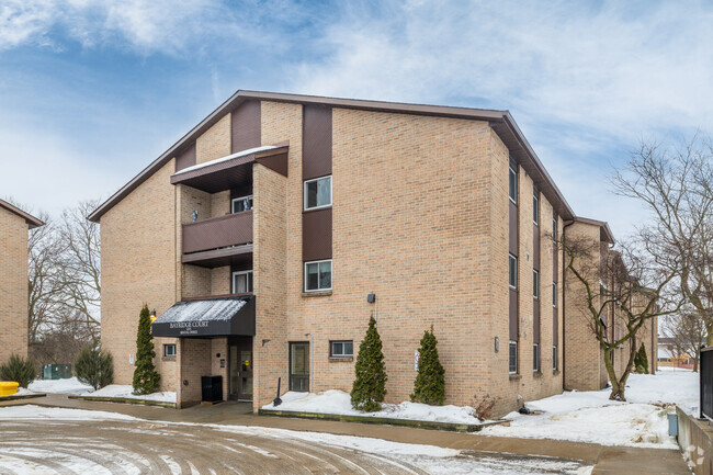 Building Photo - Bayridge Court Apartments
